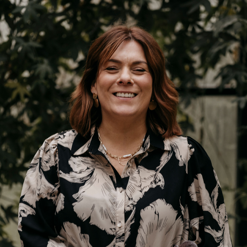 Esmiralda de Waal make up artist